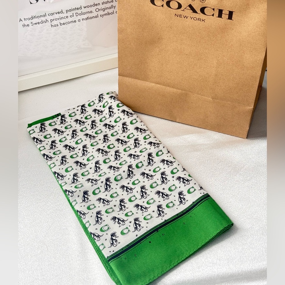 coach Dino Print Bandana cdg73
